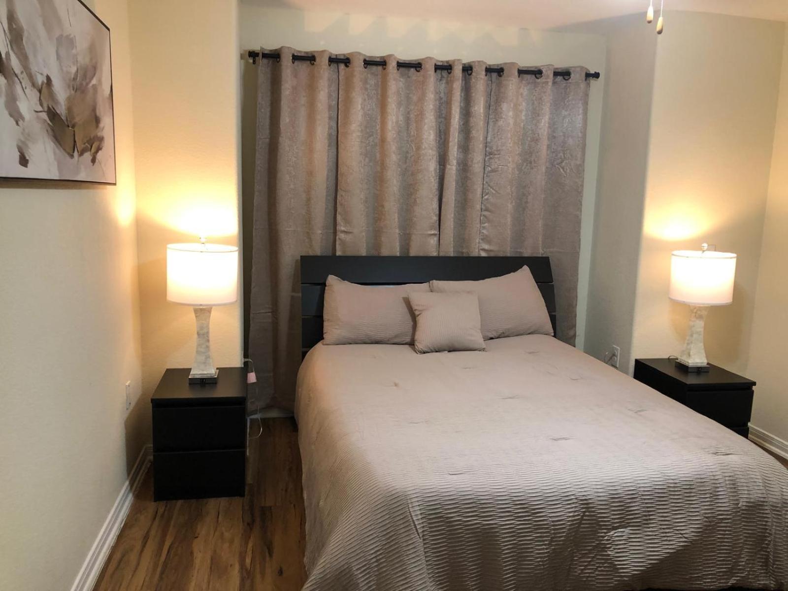 Spacious Villa Close To The Beach, 10 Sleeps Galveston Exterior photo